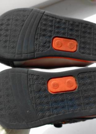 Кожанные кроссовки на липучке мальчику 22 размер 2