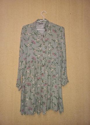 Платье с цветочным принтом