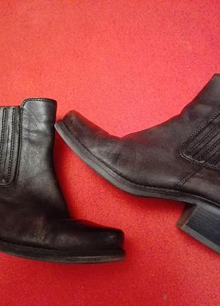Ботинки