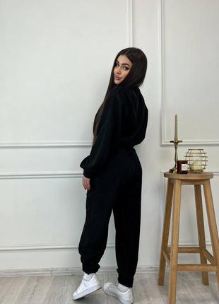 Костюм женский спортивный черный однотонный свитшот оверсайз на резинке брюки свободного кроя с карманами на резинке на высокой посадке качественный базовый2 фото