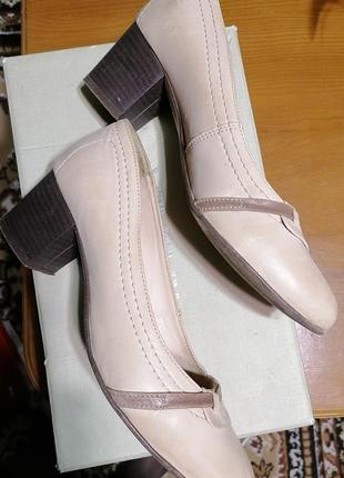 Туфли женские, кожа