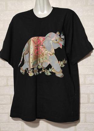 Якісна, котонові футболка з малюнком слона, з прикрасою. 100% коттон.