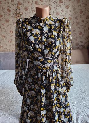 Женское платье zara с цветочным принтом5 фото