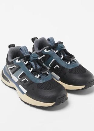 Новые кроссовки от zara, размер 23