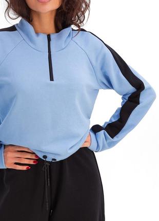 Кроп -кофта женская укороченная с воротником - стойкой на молнии спортивная на кулиске голубая1 фото