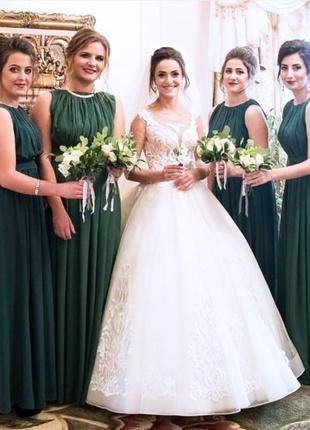 Сукні для подружок нареченої