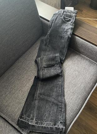 Джинсы с потертостями серые джинсы1 фото