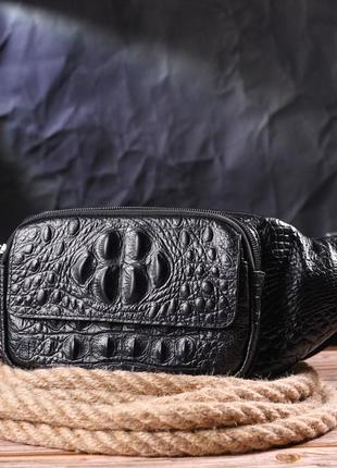 Стильна поясна сумка з натуральної шкіри з фактурою під крокодила 21297 vintage чорна6 фото