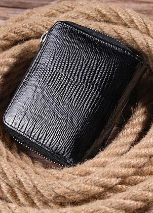 Лакированный кошелек для женщин с монетницей на молнии из натуральной фактурной кожи...