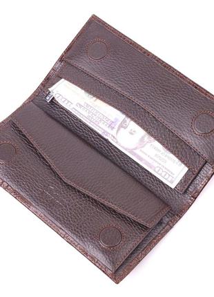 Интересный вертикальный бумажник из натуральной фактурной кожи karya 21434 коричневый4 фото