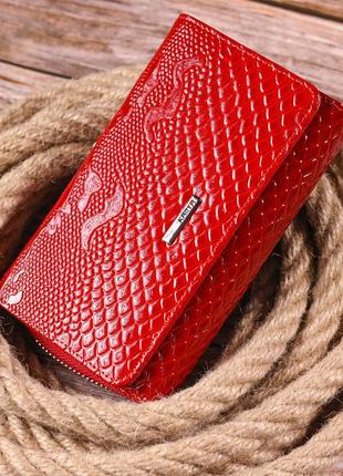 Яркое женское портмоне из лакированной фактурной кожи karya 21428 красный7 фото