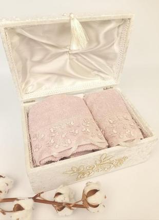 Набор полотенец в шкатулке minteks clover lilac