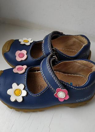 Закриті шкіряні босоніжки, сандалі vincent 24р. 15 див.