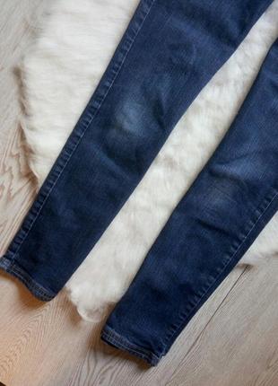 Плотные темные синие джинсы деним с низкой талией посадкой прямые узкачи не скинни h&m4 фото