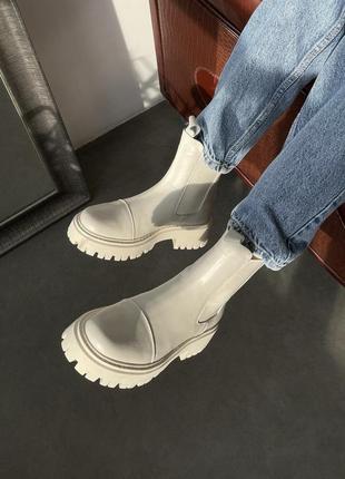 Черевики демі шкіряні на платформі бежеві чорні