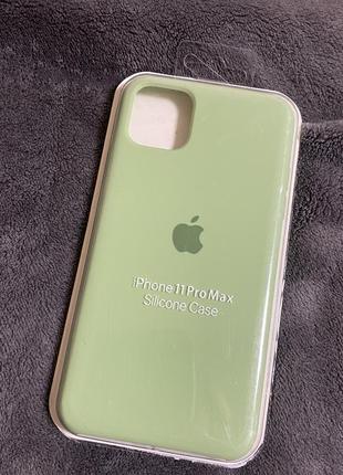 Зелений чохол на iphone 11 pro max