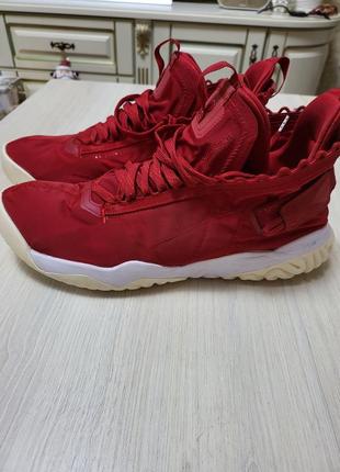 Баскетбольні кросівки jordan proto-react8 фото