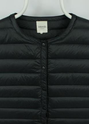 Легкий пуховик куртка zalando essentials light down jacket2 фото