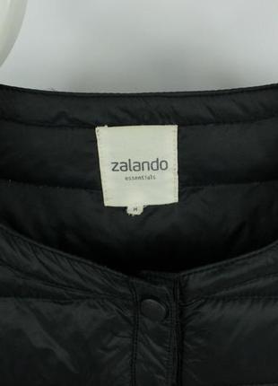 Легкий пуховик куртка zalando essentials light down jacket3 фото