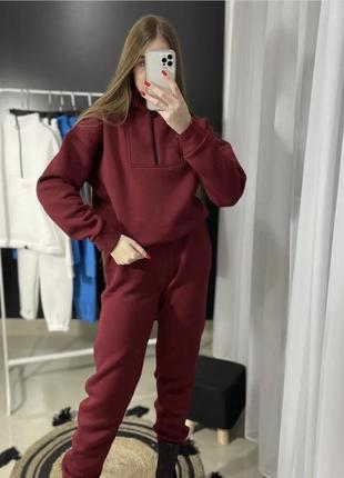 Спортивный костюм