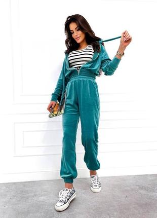 Велюровий костюм