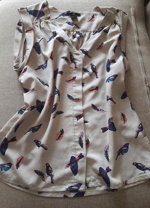 Легкая,актуальная на лето блузочка с пуговицами.