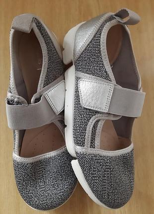 Кросовки серебряные clark's trigenic