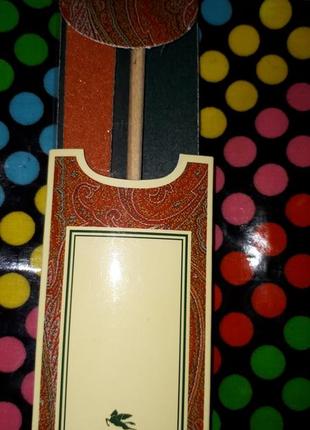 Фирменный набор для маникюра.