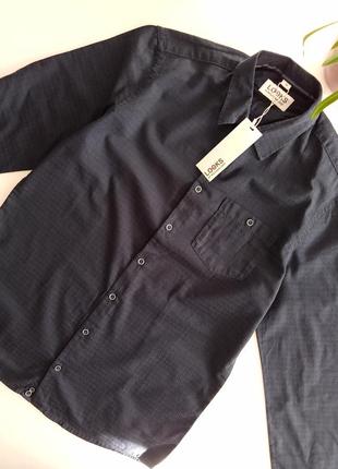 Фірмова сорочка