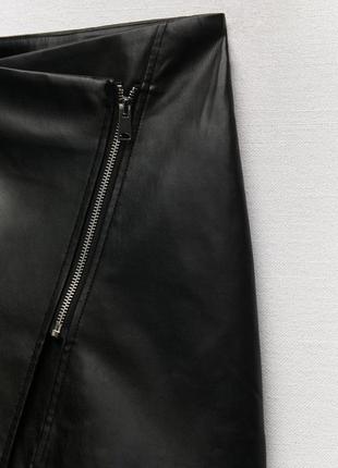 Черная мини-юбка из искусственной кожи zara кожаная юбка зара6 фото