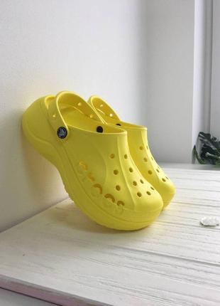 Кроксы на платформе баябэнд crocs bayaband platform lemon (желтый)