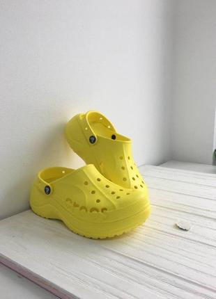 Крокси на платформі баябенд crocs bayaband platform lemon (жовтий)2 фото