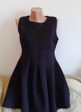 Стильное молодежное, расклешенное платье, р. 12