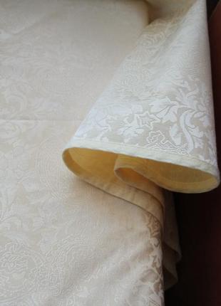 Скатертина 155/155см