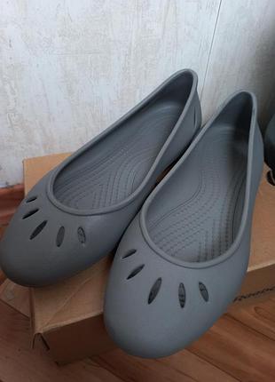Балетки crocs w7