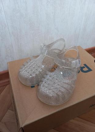 Глітерні коралки, аквашузи, мильничкі