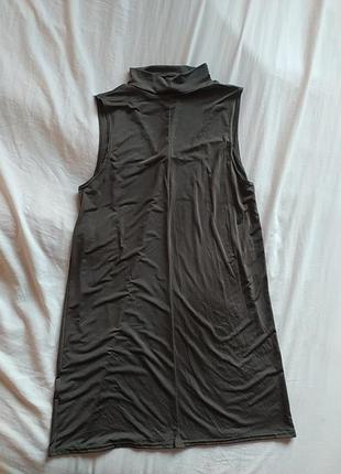Платье без рукавов, чокер темно оливкового цвета5 фото