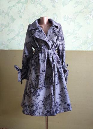 Пальто серое с ромашками ручной работы миди из кашемира, размер один3 фото