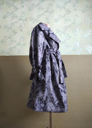 Пальто серое с ромашками ручной работы миди из кашемира, размер один10 фото