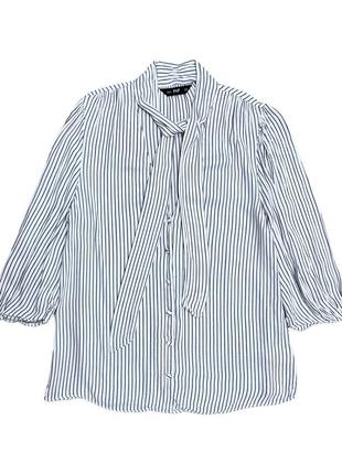 Легкая блуза прямого кроя на пуговицах с v-вырезом и завязкой бант2 фото