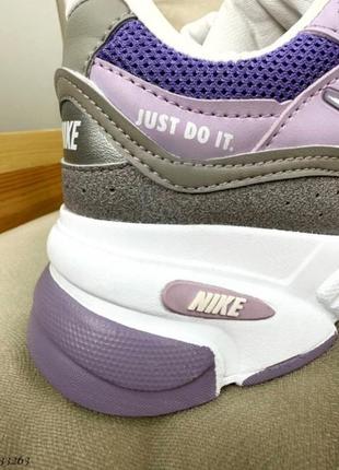 Жіночі білі кросівки в стилі бренда nike чудової якості10 фото