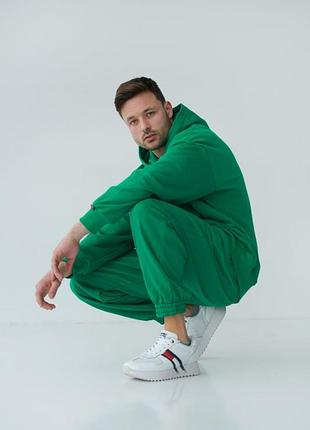 Зеленый мужской костюм (семейный образ)