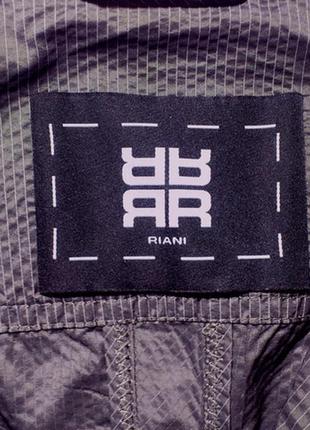 Легкая курточка (ветровка) немецкого бренда riani3 фото