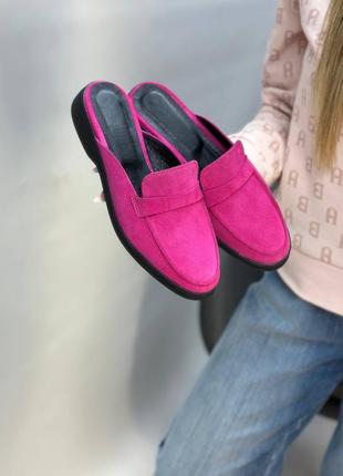 Яскраві звмшеві мюлі кольору фуксія пош'ємо будь-який