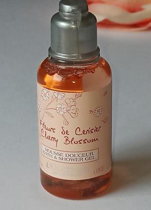 Парфюмированный гель-пена для душа и ванны l'occitane cherry blossom 35 ml4 фото