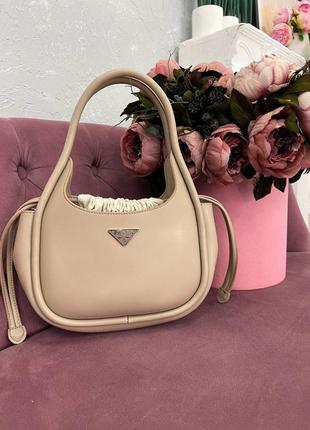 Сумка prada leather handbag beige7 фото