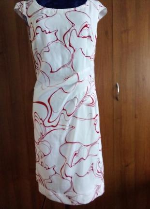 Платье.