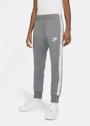 Дитячий спортивний костюм nike kids sportswear9 фото