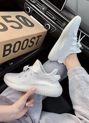 Прекрасные женские унисекс кроссовки adidas yeezy boost 350 white premium белые 36-45 р