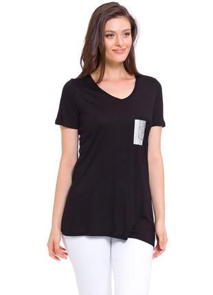 Черная женская футболка lc waikiki с серебристой вставкой и карманом